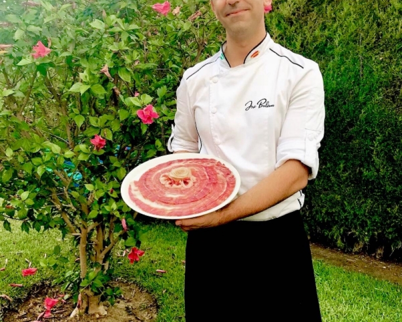Cortador de jamón para fiestas privadas
